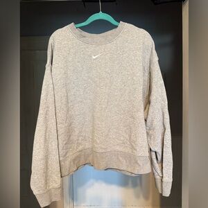 Nike Heather Gray Sweatshirt